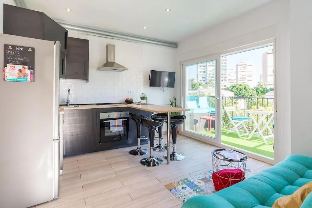 Sea View Apartment W/ 2 Rooms, Beach: 1 Minute トレモリノス 0*,  スペイン
