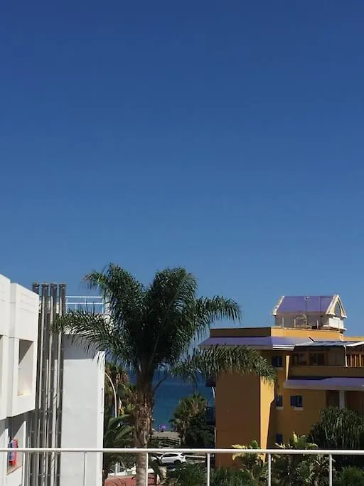 Sea View Apartment W/ 2 Rooms, Beach: 1 Minute トレモリノス