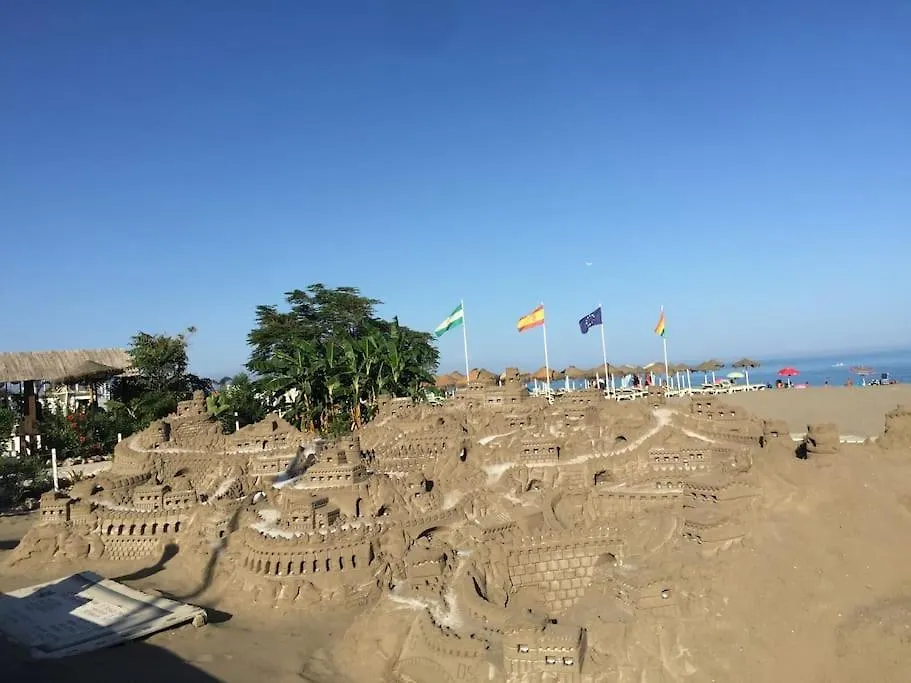 Sea View Apartment W/ 2 Rooms, Beach: 1 Minute トレモリノス