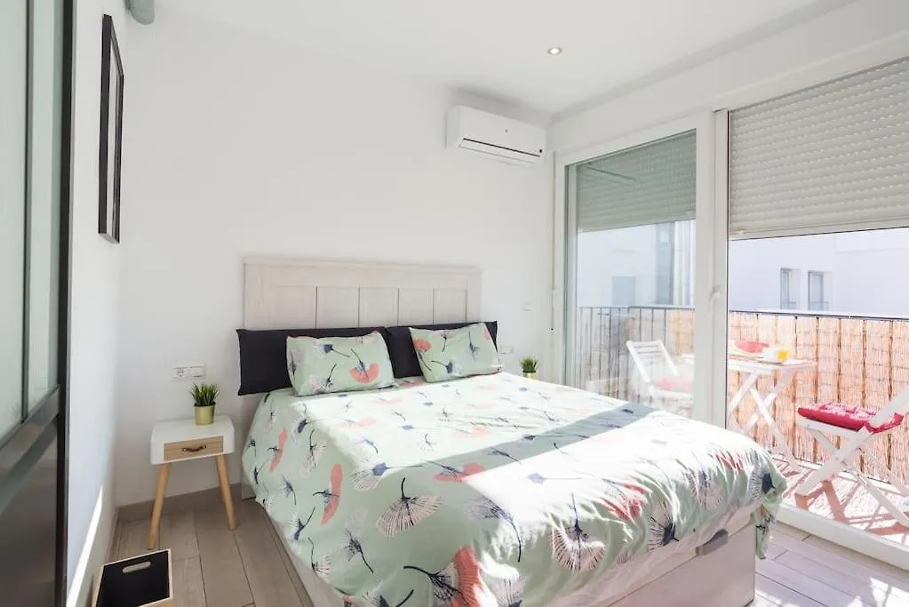 Sea View Apartment W/ 2 Rooms, Beach: 1 Minute トレモリノス 0*,