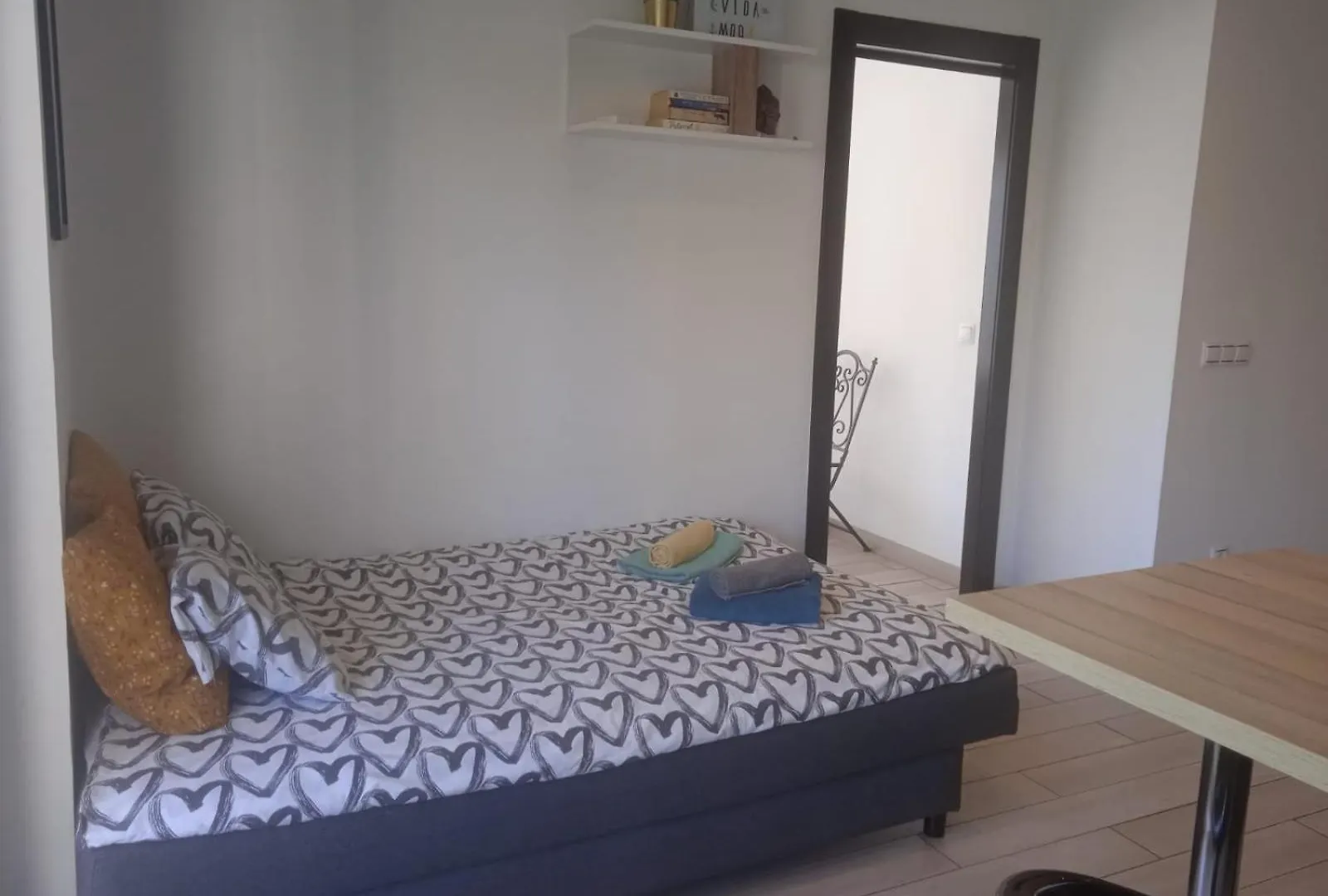 Sea View Apartment W/ 2 Rooms, Beach: 1 Minute Торремолинос